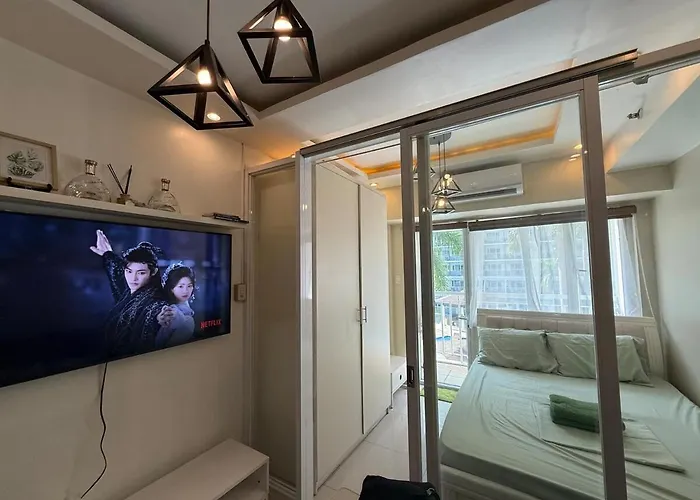 Apartment Altona Den At Mall Of Asia, Philippines