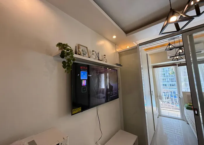 Altona Den At Mall Of Asia, Philippines Apartment
