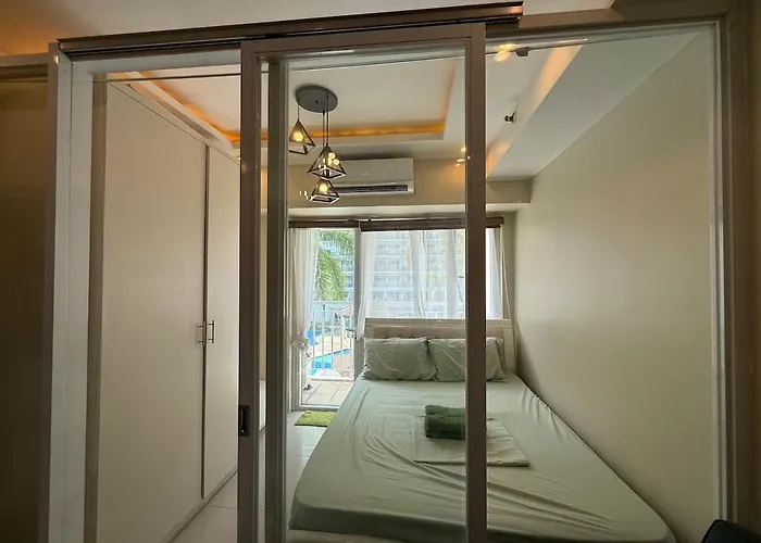 Altona Den At Mall Of Asia, Philippines Apartment