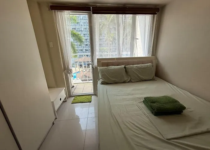 Apartment Altona Den At Mall Of Asia, Philippines *